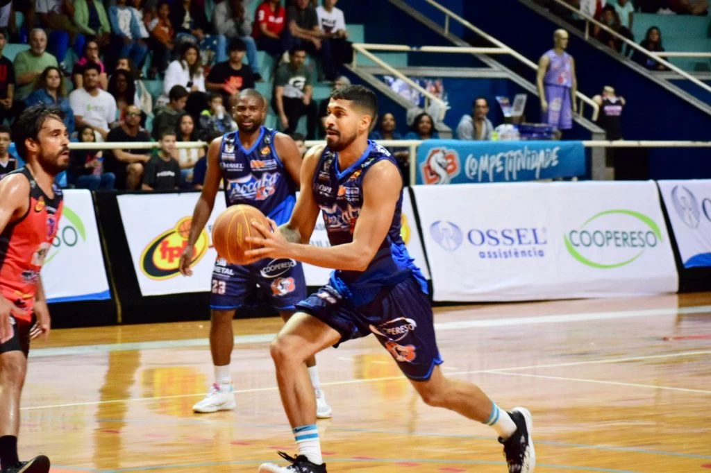 Basquete: Equipe de Mongaguá dá um show em casa - Prefeitura de Mongaguá