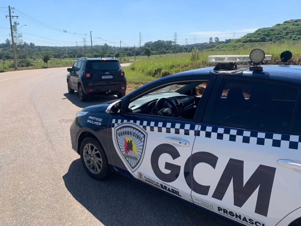 Automóvel furtado é localizado pela GCM na Zona Industrial
