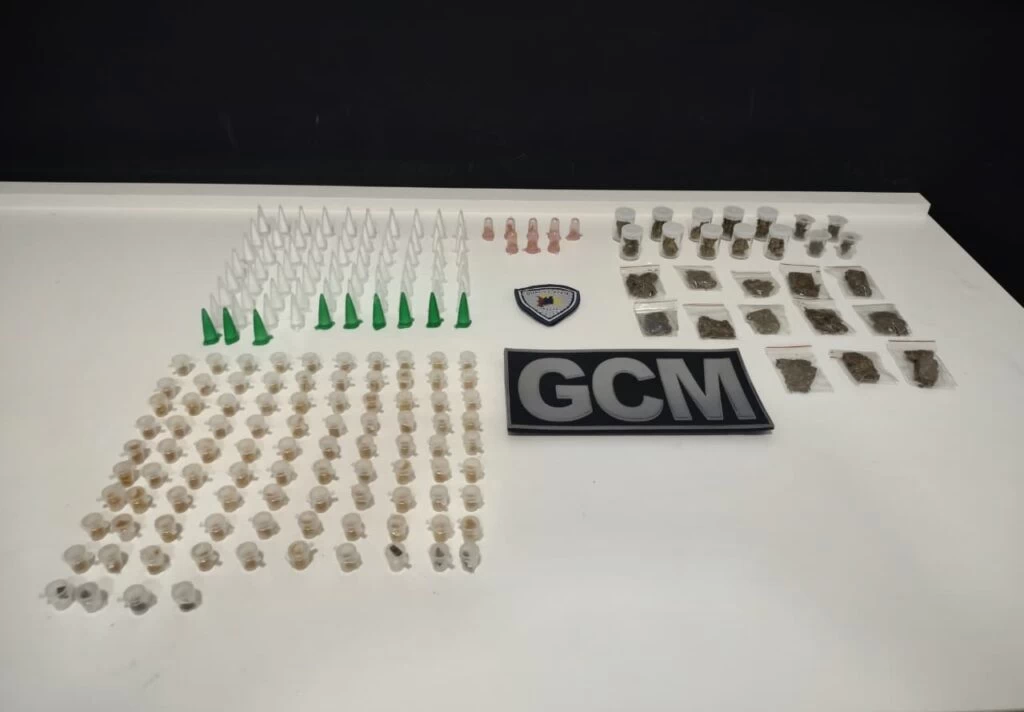 GCM apreende 202 porções de drogas no Jardim Harmonia