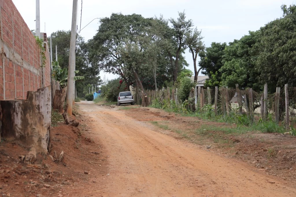 Prefeitura inicia terceira fase de pavimentação de rua do bairro Jacutinga