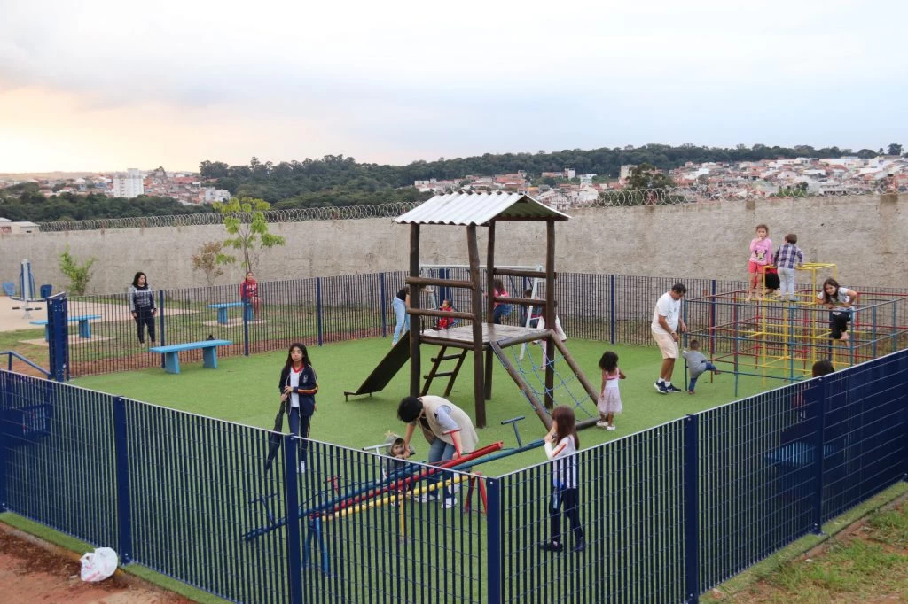 Prefeitura entrega revitalização da área de lazer no Jardim São Camilo