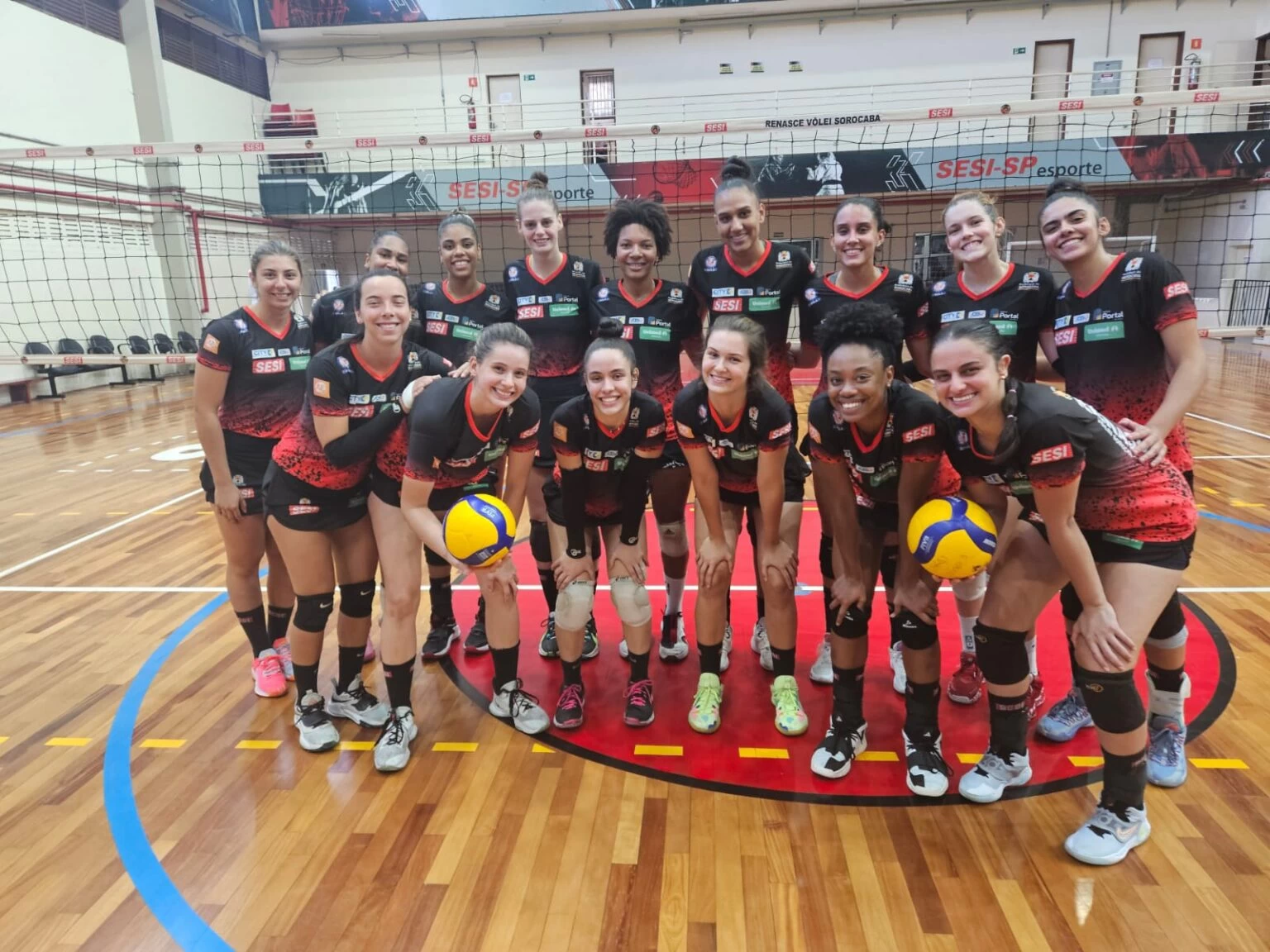 Renasce Voleibol enfrenta Mackenzie/Cia do Terno pela Superliga B Feminina 2024 no Sesi Sorocaba nesta sexta-feira (19)