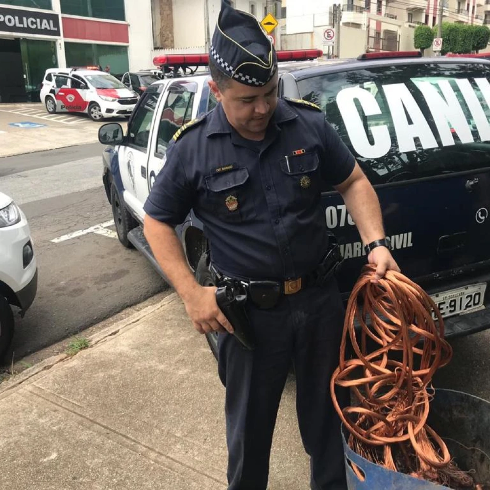 Secretaria da Segurança e Defesa Civil e PM apreendem mais de 50 kg de fios de cobre