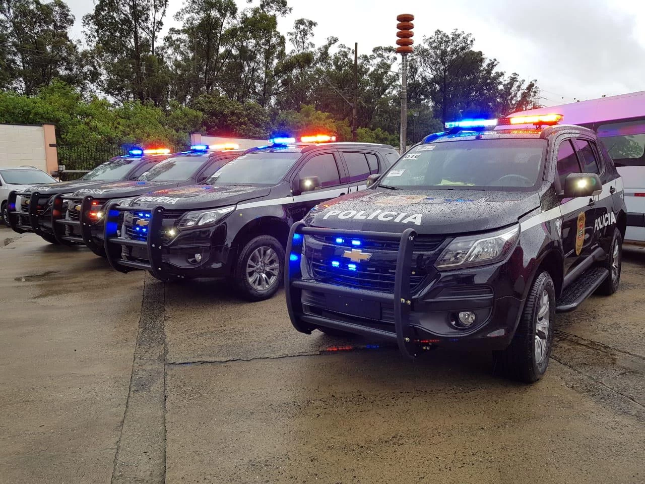 Operação da Polícia Civil prende dois por golpe do pix na Capital