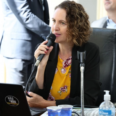 Fernanda Garcia ouve conselheiras tutelares e equipe da UPH Zona Oeste durante visitas da Comissão Especial