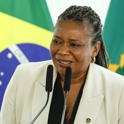 Ministra da Cultura defende investimento em arte e educação