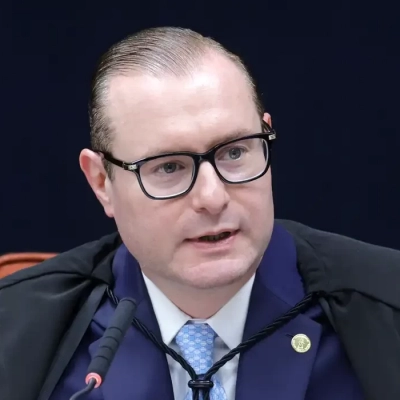 Zanin, do STF, suspende eleição indireta para governo do Rio