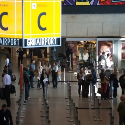 Finados: 2 milhões de passageiros devem passar por aeroportos do país