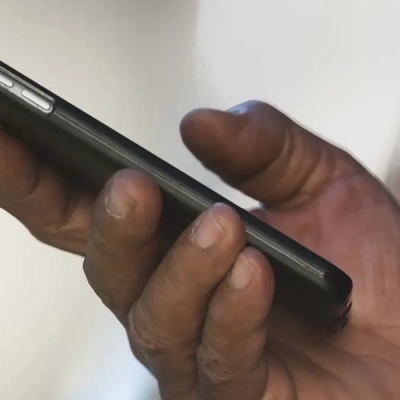 Polícia de SP faz operação contra receptação de celulares roubados