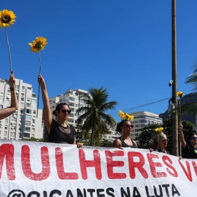 Mulheres vão às ruas pela votação do PL da Misoginia