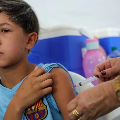 Vacinação de meninos contra o HPV chega a 74% no estado de São Paulo