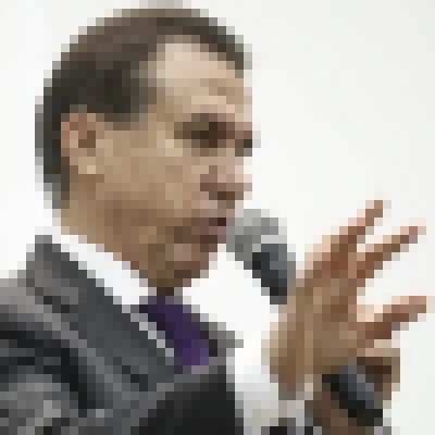 Ministro do Trabalho diz que país não deve se desesperar por tarifaço