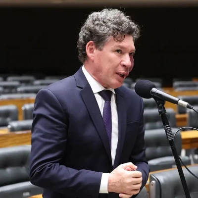 Hugo Motta indica presidente da comissão da MP da Taxa das Blusinhas