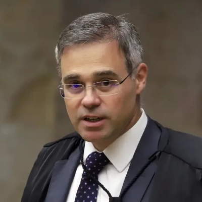 Mendonça homologa delação sobre financiamento do filme sobre Bolsonaro