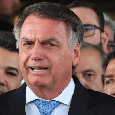 Moraes autoriza defesa de Bolsonaro a acompanhar depoimento sobre arma
