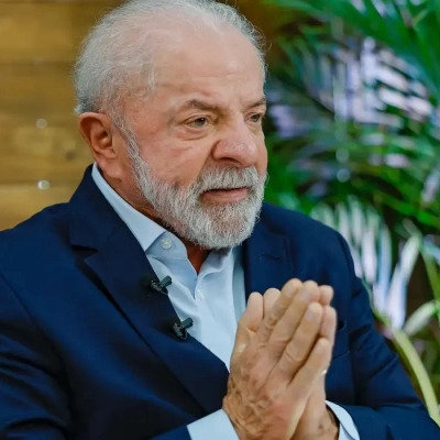 Lula pede mobilização contra "indústria de contar mentiras"