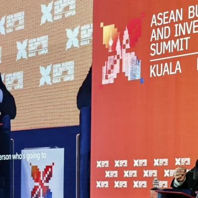 A empresários, Lula diz que mundo não aceita "nova Guerra Fria"