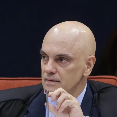 AGU vai pedir para atuar em processo contra Moraes nos EUA