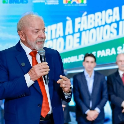 Lula defende parcerias externas para trazer novas tecnologias ao país