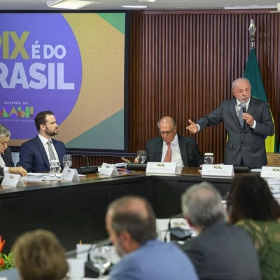 Brasil vai buscar novos parceiros para diminuir impactos comerciais