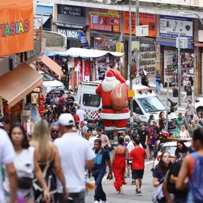 Novo salário mínimo será de R$ 1.621 em 2026