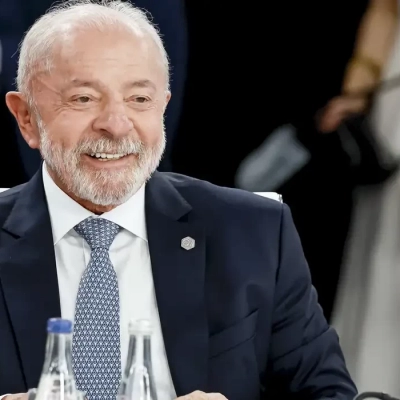 "Não se meta nas eleições no Brasil", diz Lula a Trump