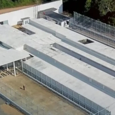 Após fuga, autoridades procuram 12 detentos de prisão em Maués (AM)