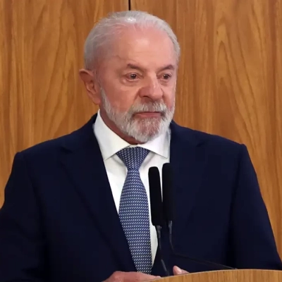 Lula comenta prisão de Jair Bolsonaro: "Lição de democracia”