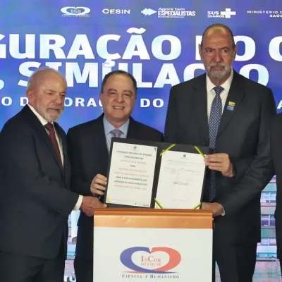 Lula sanciona lei do marco regulatório da vacina contra o câncer