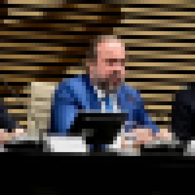 Ministro defende gás mais barato para reindustrialização do país