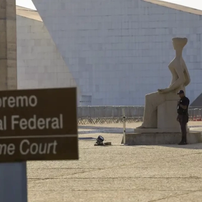 Defesa de Bolsonaro entra com novo recurso no STF contra condenação