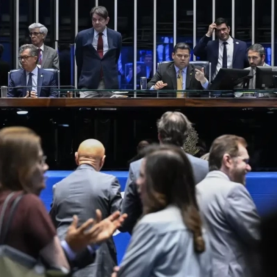 Alcolumbre diz que Senado vota fim da escala 6x1 após as eleições