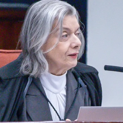 Ministra rejeita ação que pedia transporte interestadual na eleição