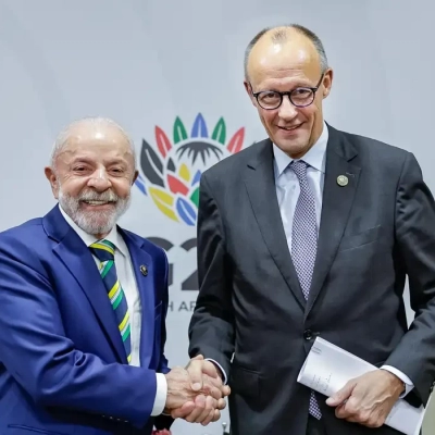 Após mal-estar sobre críticas a Belém, Lula se reúne com premiê alemão