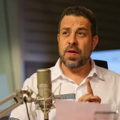 Boulos diz que fim da escala 6 por 1 é “para agora”