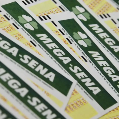 Ninguém acerta Mega-Sena; prêmio acumula para R$ 165 milhões