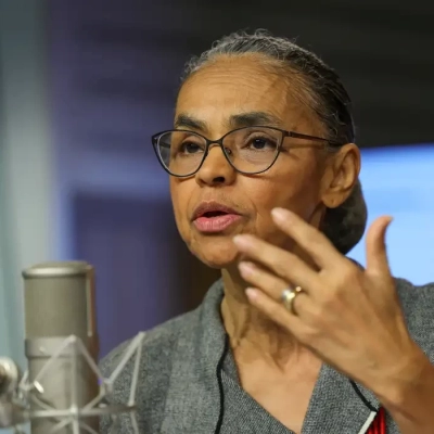 Marina Silva sofre fratura em vértebra lombar