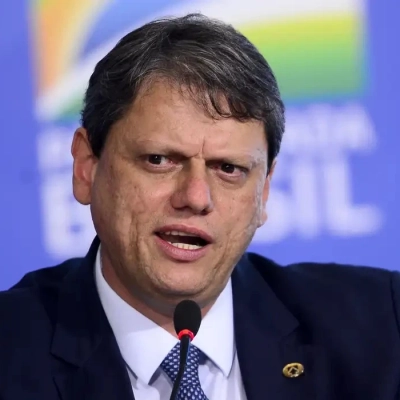 Reeleito em SP, Tarcísio promete mais entregas para o próximo mandato