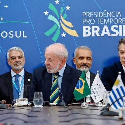 Intervenção na Venezuela seria catástrofe humanitária, diz Lula