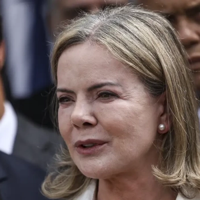 Gleisi confirma que deixa Secretaria de Relações Institucionais dia 31