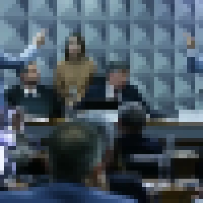 Ex-presidente do INSS se nega a responder perguntas de relator da CPI