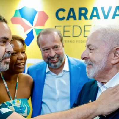 “Estado tem que chegar aos mais pobres”, diz Lula em evento em MG