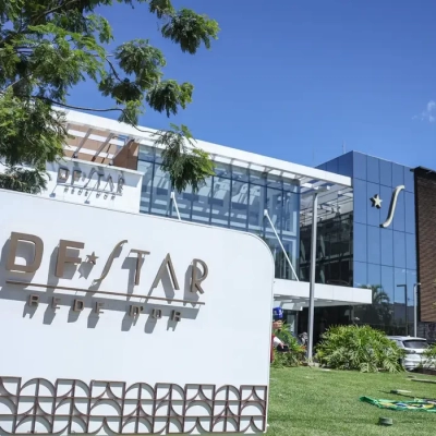 Jair Bolsonaro é internado para ser submetido a cirurgia nesta quinta