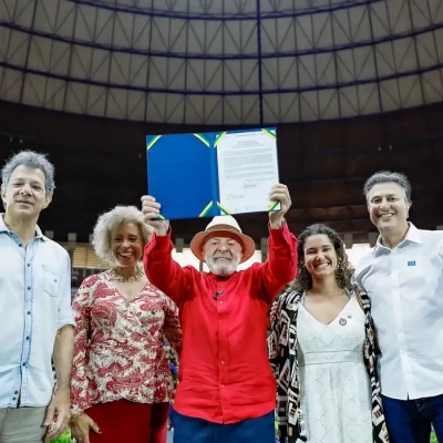 Governo anuncia investimento de R$ 108 milhões em cursinhos populares