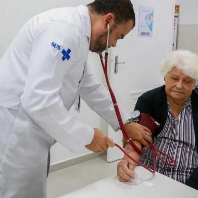 Vírus sincicial também traz risco para idosos, alertam especialistas