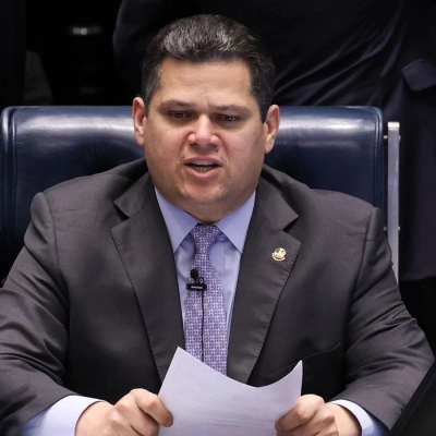 Governo pede a Alcolumbre que instale comissão sobre MP das Blusinhas