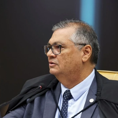 Dino determina fim do sigilo de investigações sobre o filme Dark Horse