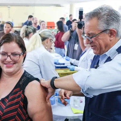 Botucatu inicia vacinação contra dengue com imunizante do Butantan