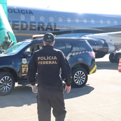 Mendonça autoriza uso de jatinho da PF para levar Vorcaro a depoimento