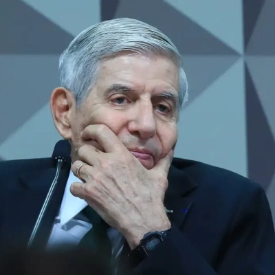 Moraes pede comprovação do histórico clínico de Augusto Heleno